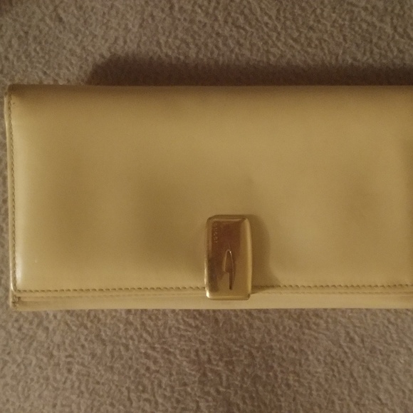 gucci lightning wallet